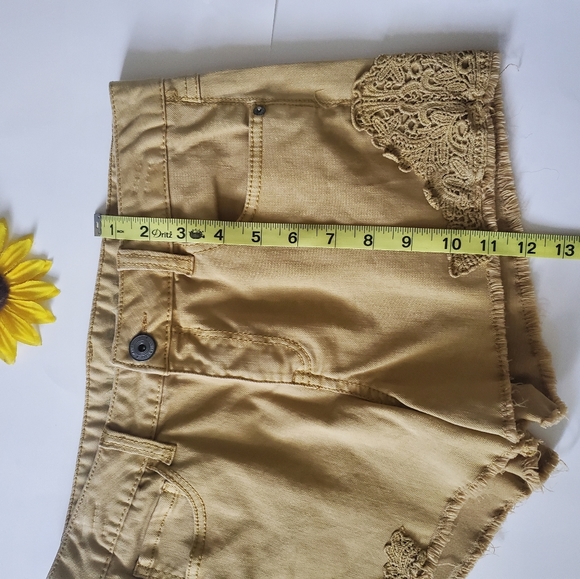 Vanilla Star Crochet Casual Denim Shorts, Mustered Yellow 🌟🌟 - Picture 6 of 8